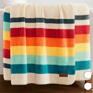 PENDLETON PLUSH THROW - MOUNT FORAKER